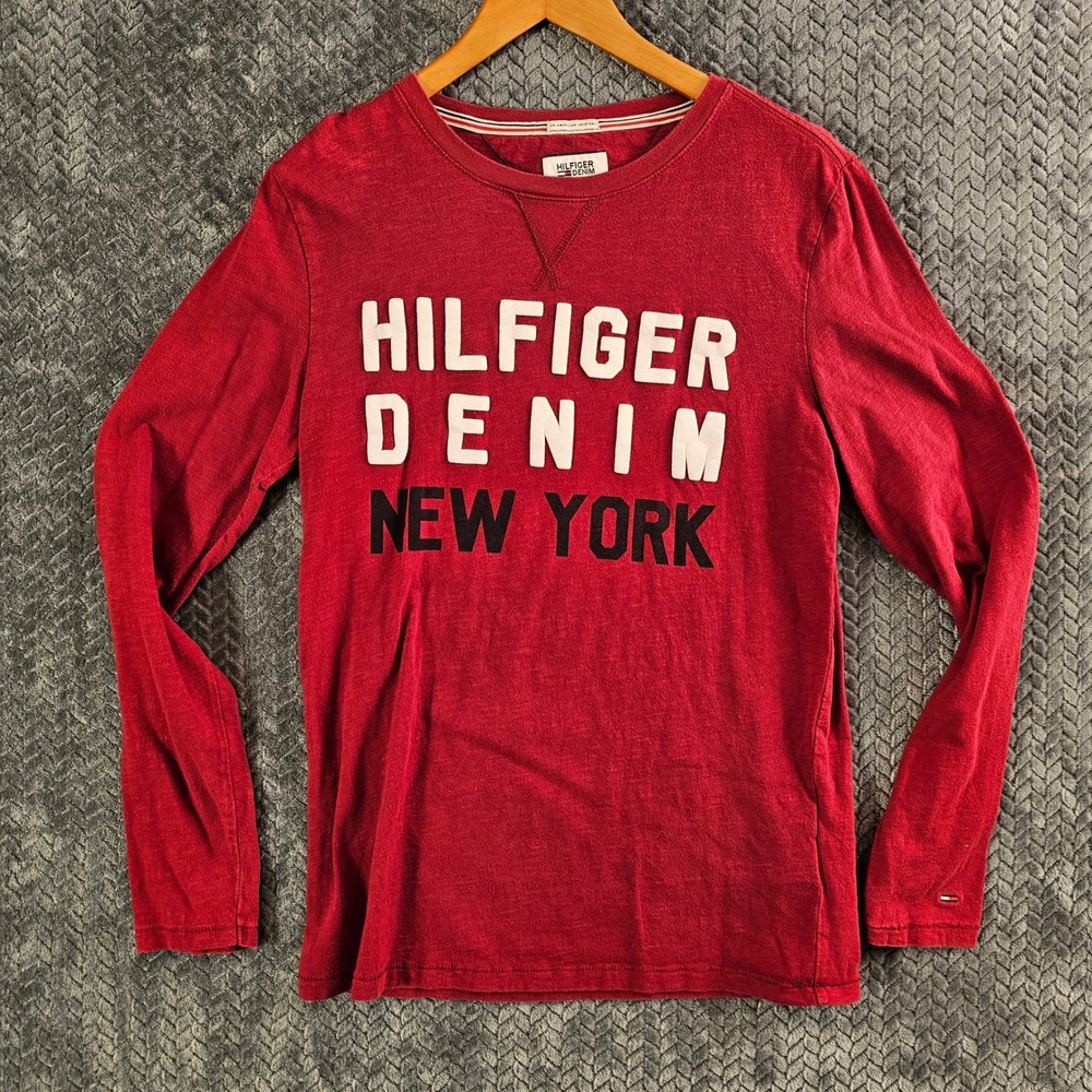 Tommy Hilfiger Denim New York Graphic Long Sleeve T-Shirt Men's Medium Red‎